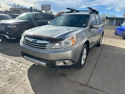 Used 2011 Subaru Outback 2.5i Limited w/ PWR Moonroof Pkg