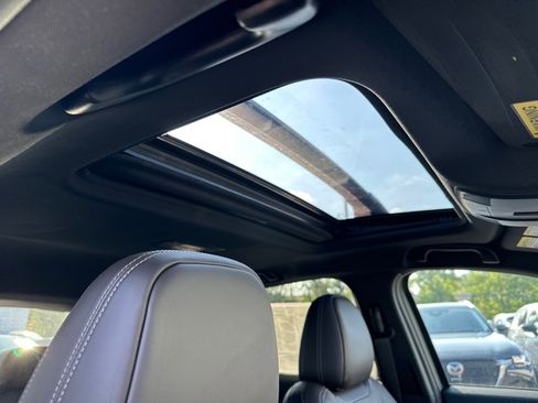 New 2025 MAZDA CX-5 Signature image 13