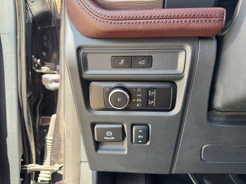 Certified 2024 Ford Expedition Limited AWD/4WD image 21
