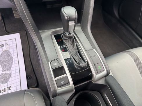Used 2020 Honda Civic EX image 26