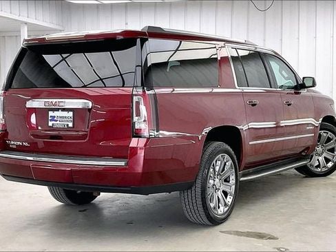 Used 2016 GMC Yukon XL Denali w/ Open Road Package AWD/4WD image 12
