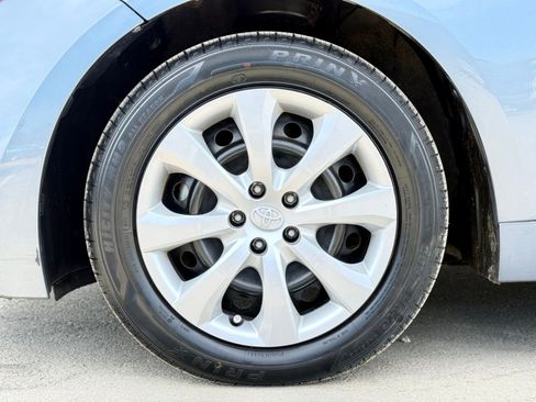 Used 2024 Toyota Corolla LE image 12