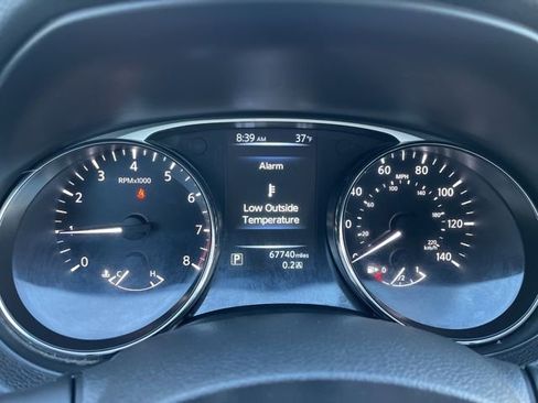 Used 2016 Nissan Rogue S image 33