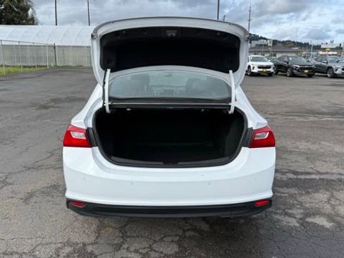 Used 2024 Chevrolet Malibu LT image 7