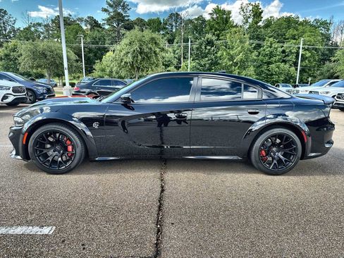 Used 2023 Dodge Charger SRT Hellcat w/ Harman/Kardon Audio Group RWD image 5