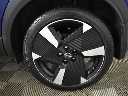 Certified 2025 Nissan Kicks SR image 39