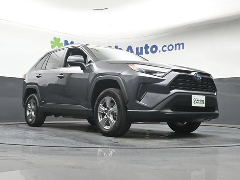 Used 2024 Toyota RAV4 XLE w/ Convenience Package AWD/4WD image 28