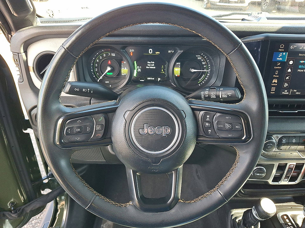 Used 2024 Jeep Wrangler Unlimited w/ Convenience Group AWD/4WD image 22