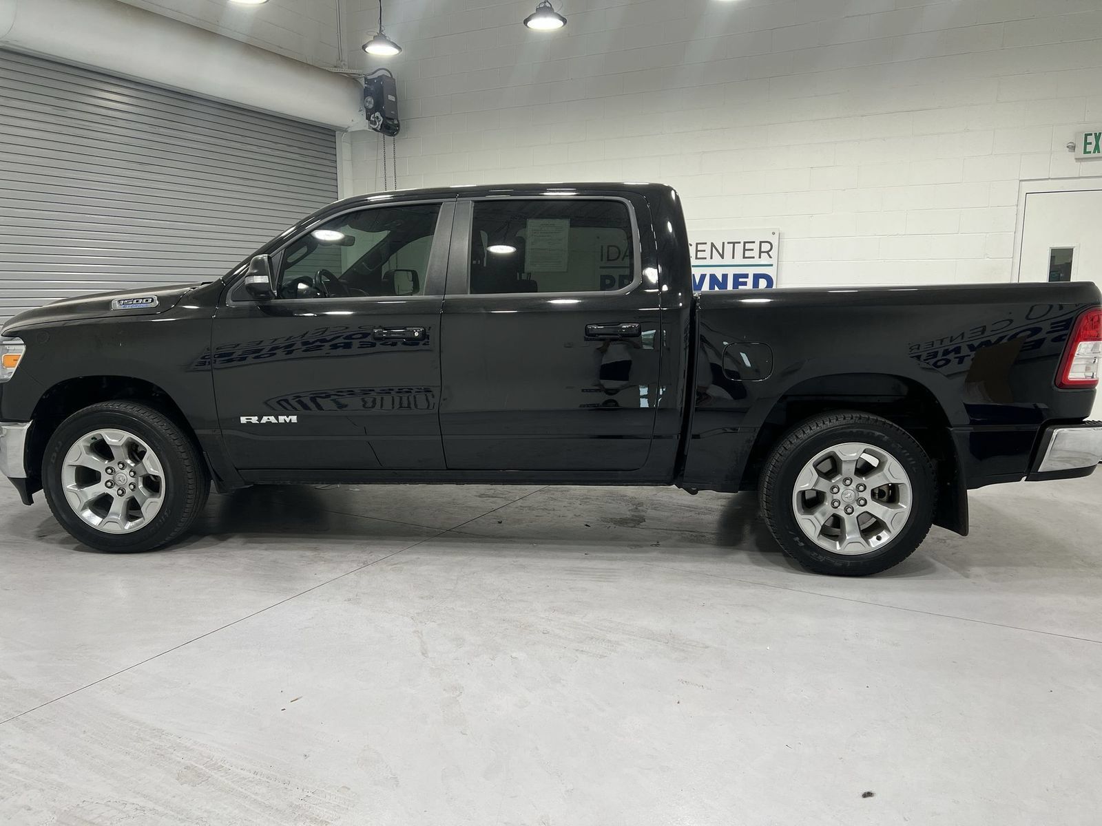 Used 2022 RAM 1500 Big Horn AWD/4WD image 5