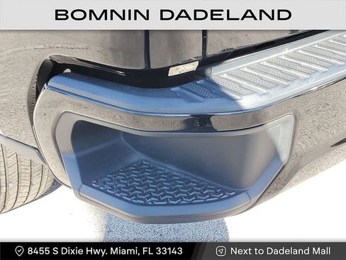 Used 2020 Chevrolet Silverado 1500 RST w/ All-Star Edition image 10