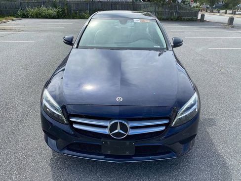 Used 2020 Mercedes-Benz C 300 4MATIC Sedan image 3