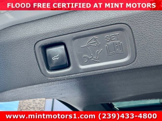 Used 2020 Ford Expedition Max XLT w/ Equipment Group 202A RWD image 23