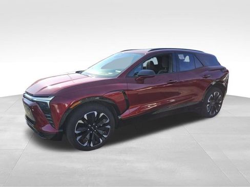 Used 2025 Chevrolet Blazer EV RS AWD/4WD image 4
