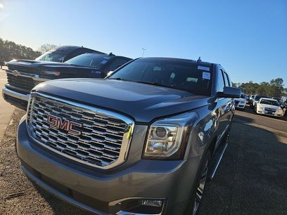 Used 2020 GMC Yukon Denali w/ Denali Ultimate Package