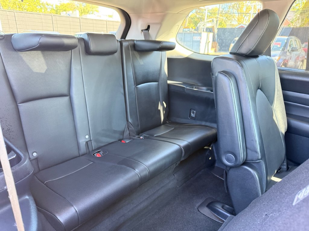 Used 2025 Toyota Grand Highlander AWD image 25