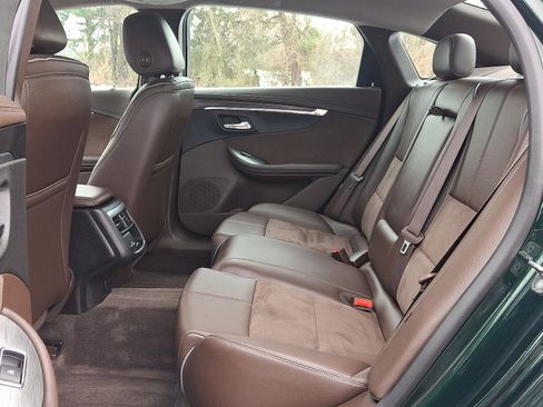 Used 2015 Chevrolet Impala LT image 10