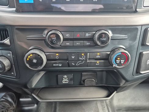 Used 2025 Ford F150 XL w/ Equipment Group 103A High image 31