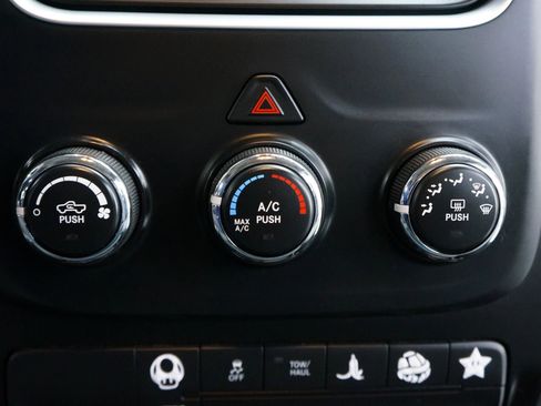 Used 2016 RAM 1500 Express w/ Black Ram 1500 Express Group image 16