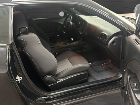 Used 2019 Dodge Challenger R/T RWD image 22