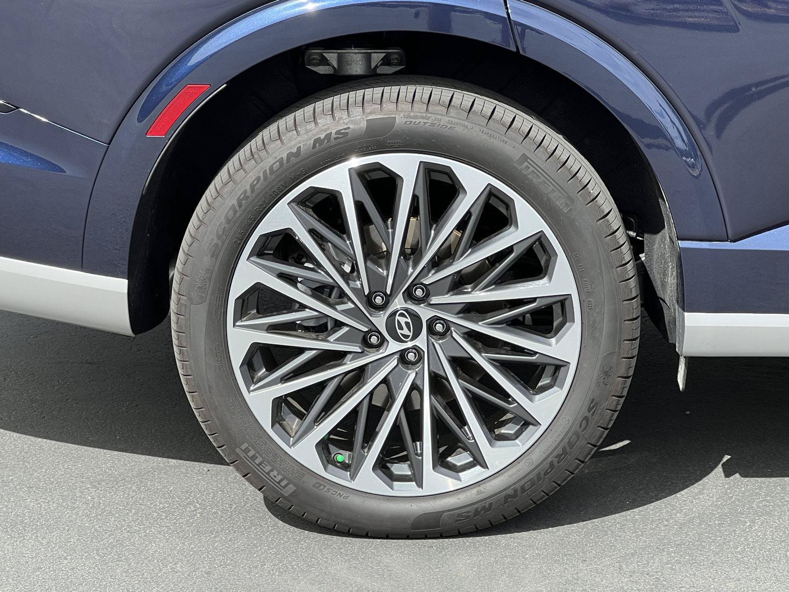 Certified 2026 Hyundai Palisade Calligraphy AWD/4WD image 23