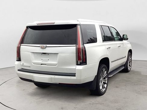 Used 2020 Cadillac Escalade Luxury AWD/4WD image 5