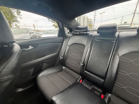 Used 2023 Kia Forte GT-Line w/ GT-Line Technology Package image 42