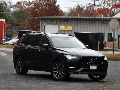 Used 2017 Volvo XC90 T6 Momentum