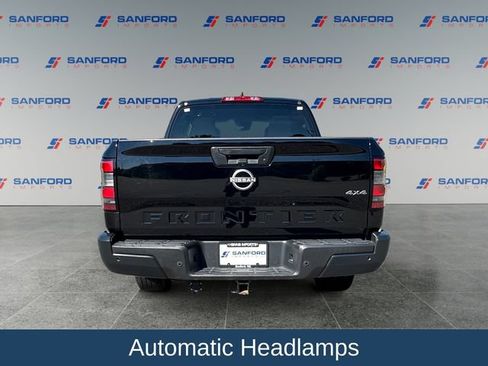 Used 2023 Nissan Frontier S w/ Technology Package AWD/4WD image 5