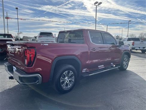 Used 2020 GMC Sierra 1500 SLE w/ SLE Value Package image 5