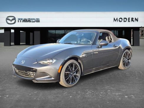 New 2026 MAZDA MX-5 Miata Grand Touring RWD image 1