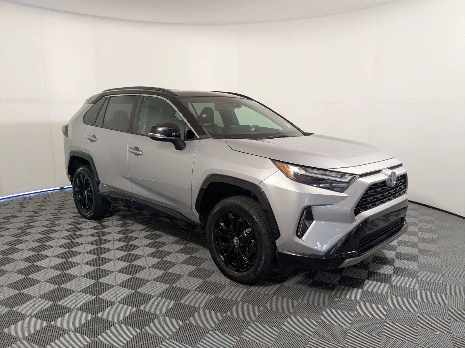 Certified 2023 Toyota RAV4 XSE AWD/4WD image 4