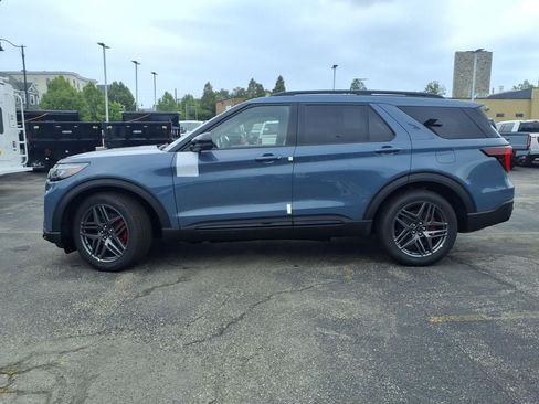 New 2026 Ford Explorer ST w/ Sun And Sound Package AWD/4WD image 8
