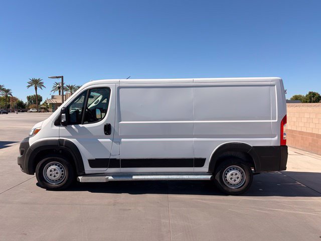 Used 2025 RAM ProMaster 2500 w/ U-Haul Equipment Group FWD image 9