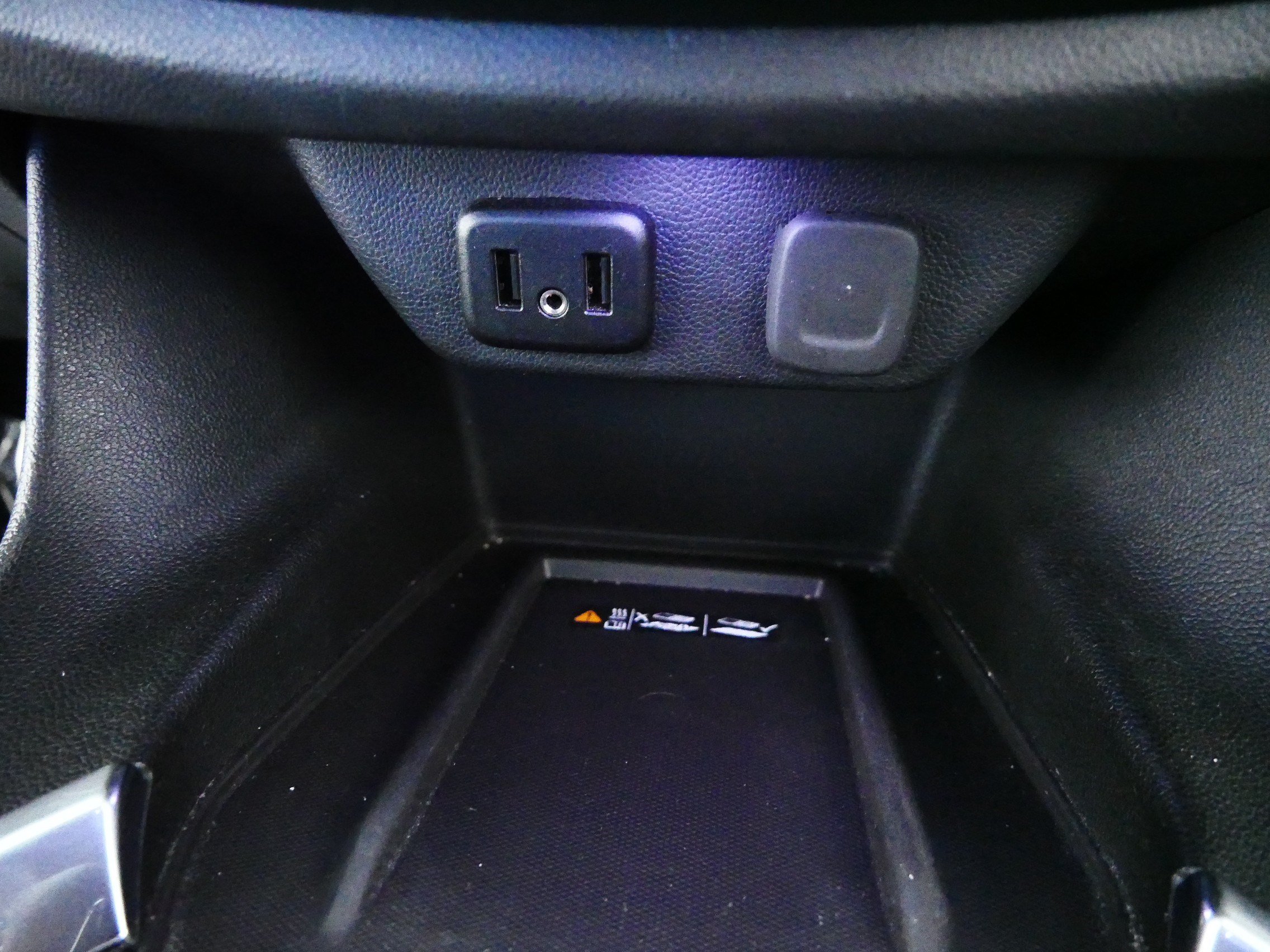 Used 2023 Chevrolet Traverse LT AWD/4WD image 30