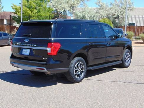 Used 2024 Ford Expedition Max XLT AWD/4WD image 4