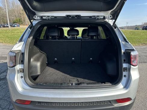 Used 2024 Jeep Compass Limited image 21