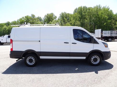 Used 2020 Ford Transit 250 Low Roof image 9