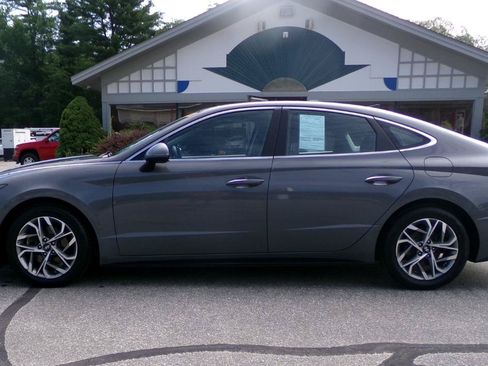 Used 2020 Hyundai Sonata SEL w/ Convenience + Sunroof Package FWD image 2