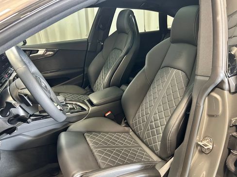 Used 2024 Audi S5 Premium Plus w/ Premium Plus Package AWD/4WD image 8