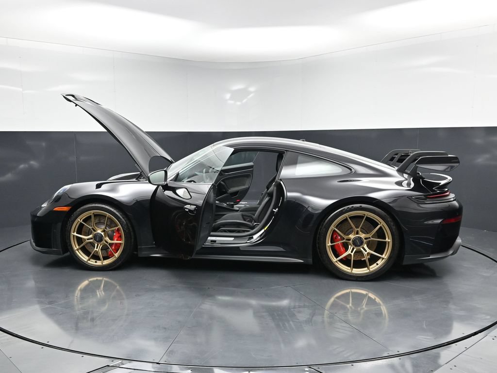 Certified 2026 Porsche 911 GT3 RWD image 31