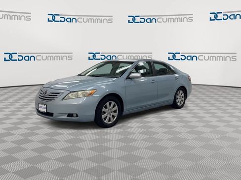 Used 2007 Toyota Camry LE FWD image 4