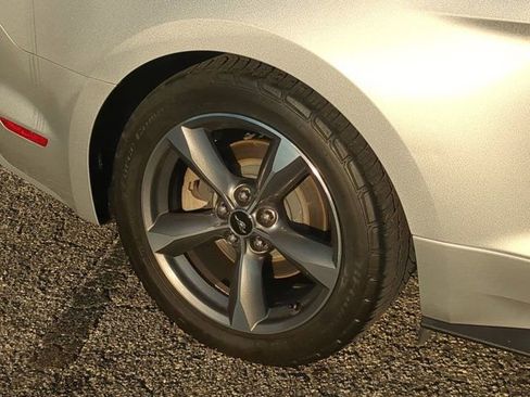 Used 2015 Ford Mustang Convertible w/ Equipment Group 051A image 11