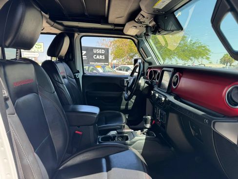 Used 2020 Jeep Wrangler Unlimited Rubicon AWD/4WD image 33