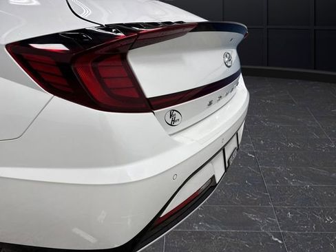 Used 2022 Hyundai Sonata Limited image 32