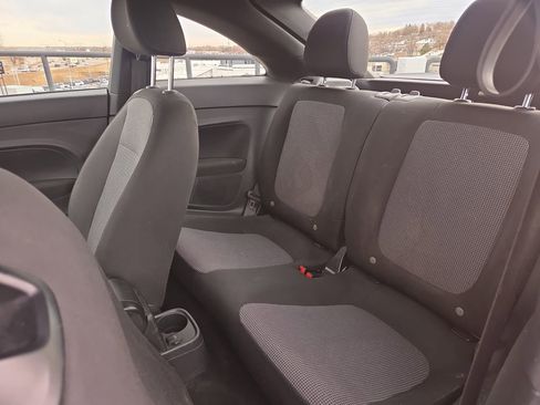 Used 2019 Volkswagen Beetle 2.0T image 22