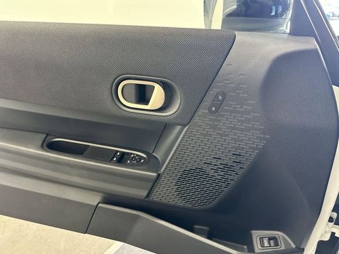 Certified 2025 MINI Cooper 2-Door Hardtop image 17