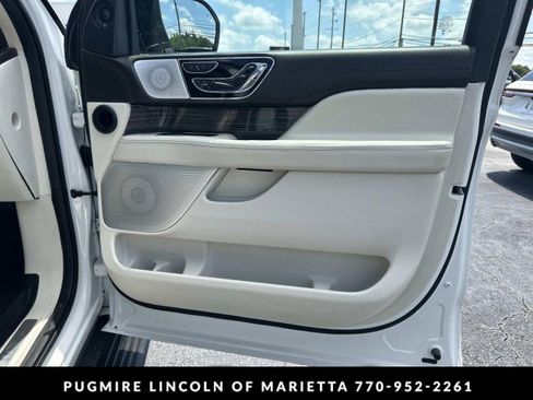 Used 2023 Lincoln Navigator L Black Label AWD/4WD image 15