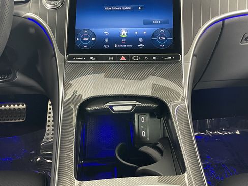 New 2026 Mercedes-Benz GLC 300 image 18