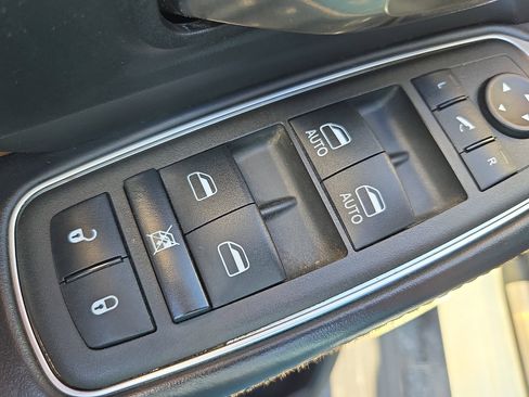 Used 2022 RAM 2500 Limited image 11