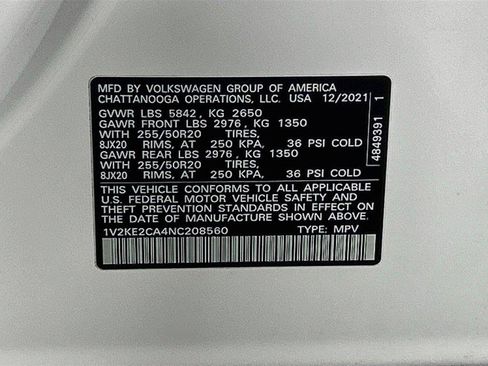 Used 2022 Volkswagen Atlas Cross Sport SE AWD/4WD image 32